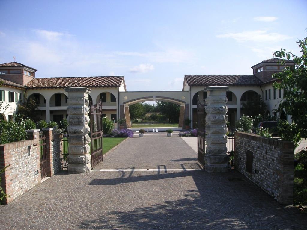 Agriturismo Due Torri Montebelluna Bilik gambar